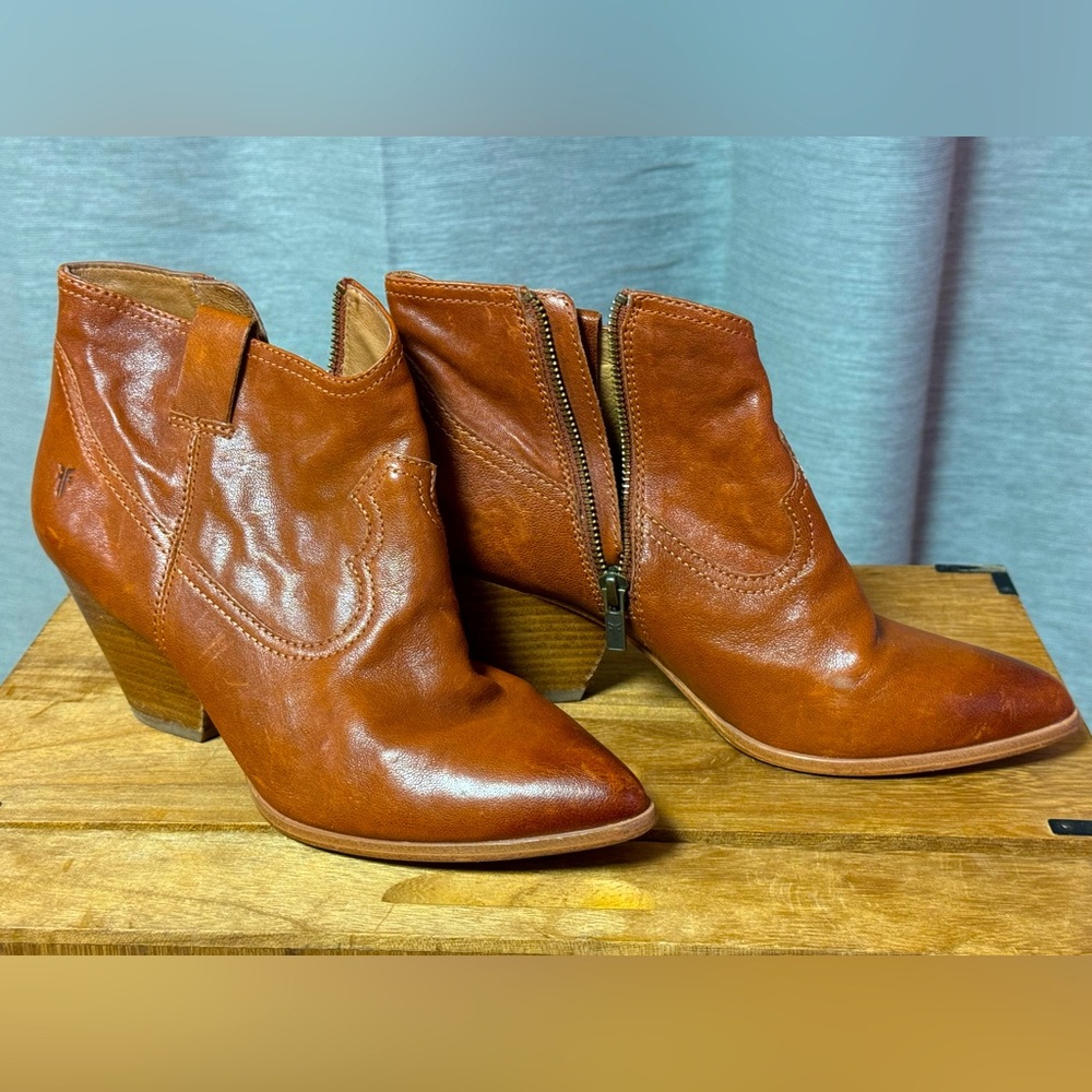 Frye bootie size 9.5, 2 inch heel